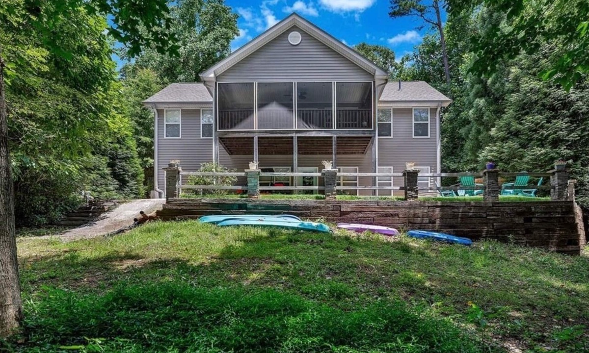Fair Play House | Stone Landing Lakefront Retreat: Spacious 2-bed, 3-bath House with Private Dock