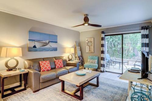 Folly Field House | Stones Throw 43