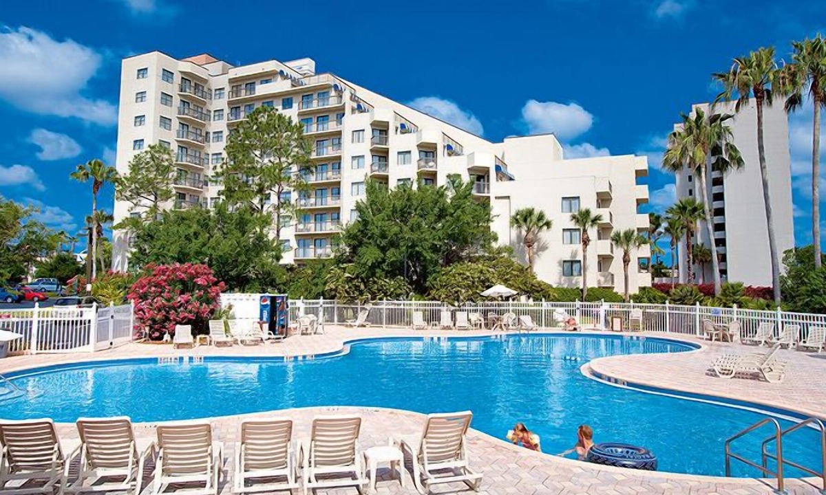 Florida Center Condo | Studio condo with views of Volcano Bay. Great Location. Pool and Hot tub