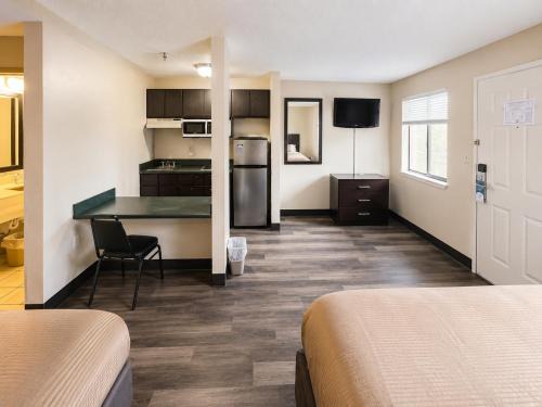 Augusta Hotel | Studio Lodge of Augusta