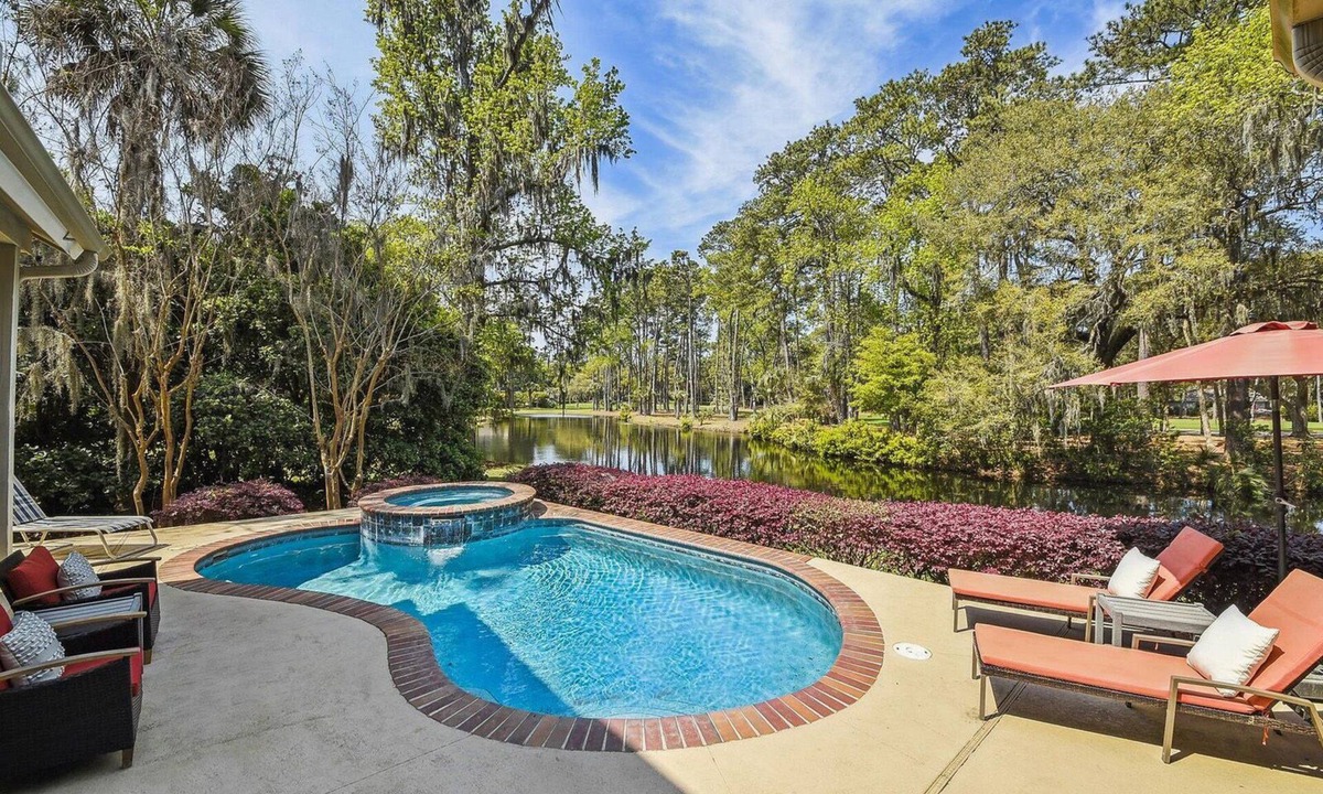 Heritage Woods House | Stunning Lagoon & Harbour Town Golf Views! 2 Master Suites!