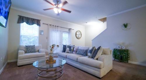 Casselberry House | Stylish and cozy townhome!