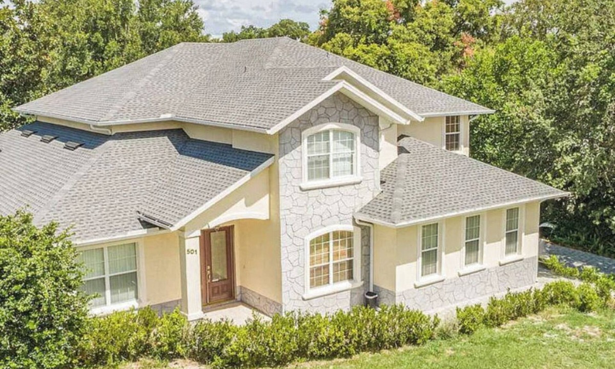 Deltona Lakes Villa | Summer deal: Group Getaway, up to Sleeps 22, 5BR, Huge Home + 6-Car Parking