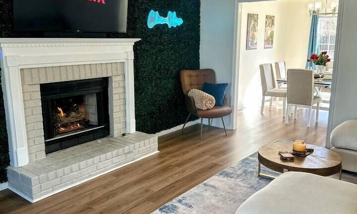 Summerville House | Summerville’s Charm House