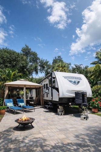 Naples Other | Sun RV in Trailer park