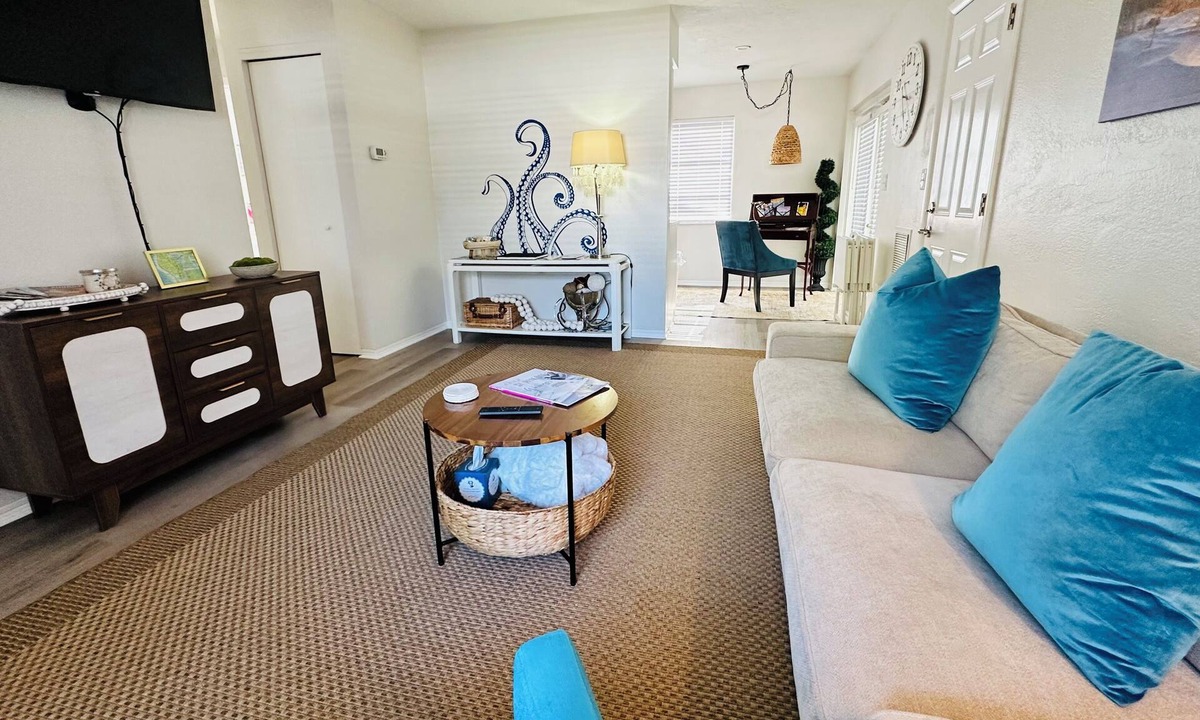 St. Petersburg - Clearwater House | Sunny St. Pete ☀️ 2 King Beds 🛌 Close to Downtown & Beaches
