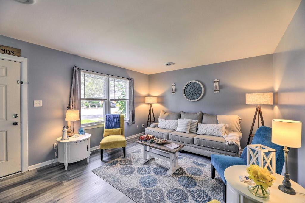 Swansboro House | Swansboro Coastal Home < 3 Mi to State Park!
