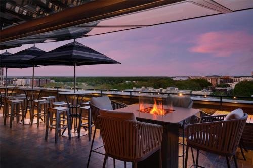 Historic District - North Hotel | Tempo By Hilton Savannah Historic District