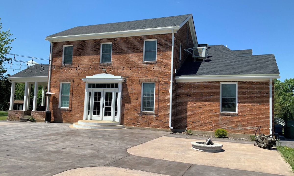 Goldman House | The Beautiful Zion House located on Oak Valley Golf Course and Resort