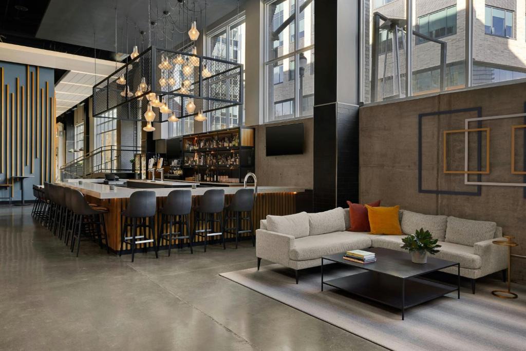Southwest Raleigh Hotel | The Casso, Raleigh, a Tribute Portfolio Hotel