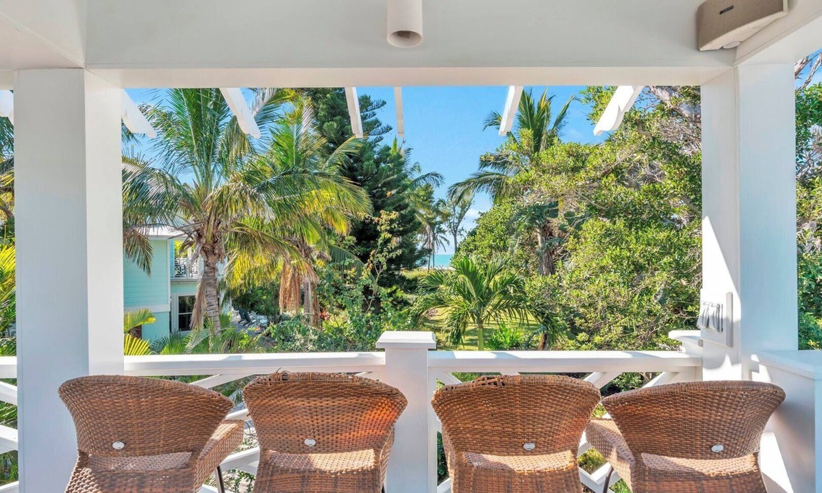 Anna Maria House | The Lady Fish by Duncan Real Estate