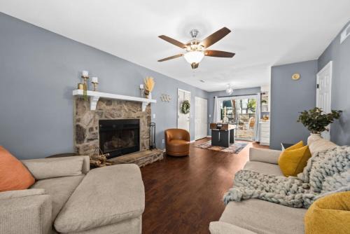 North Charleston House | The Laurel Oak House