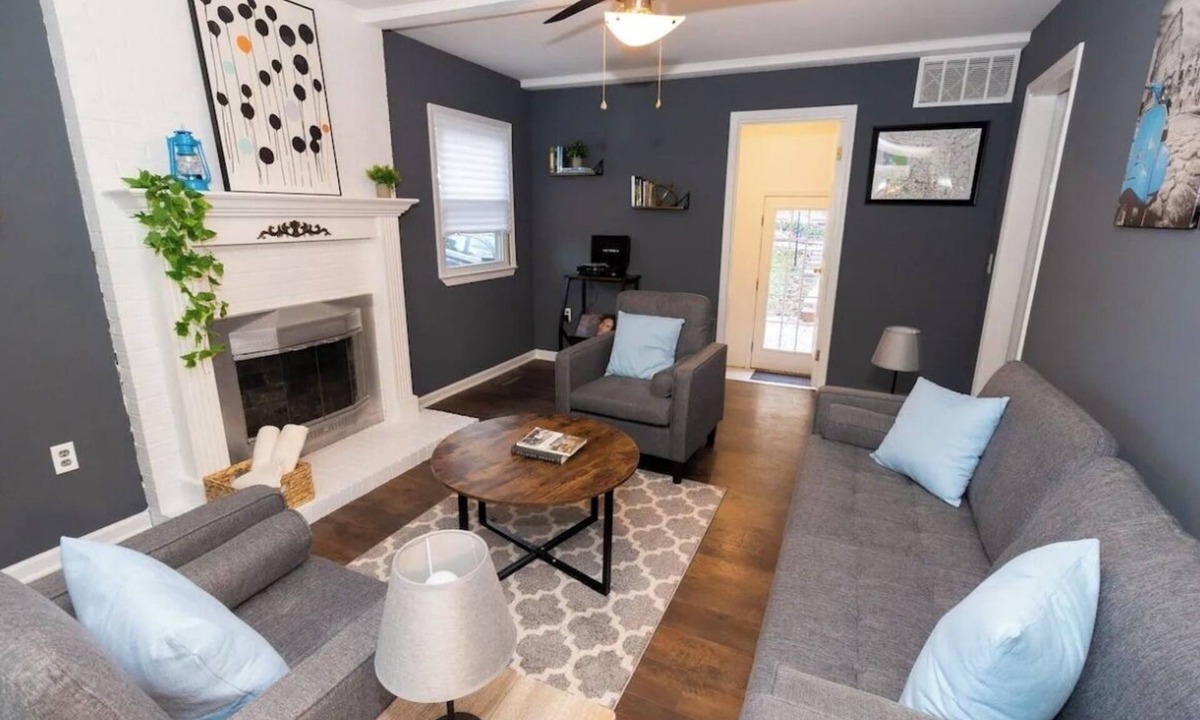 North Raleigh House | The Oasis, Pool and Hot Tub!