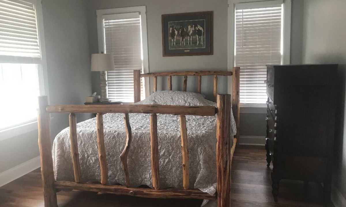 Parkton Other | The Painted Pony Room! Pets allowed w/approval!