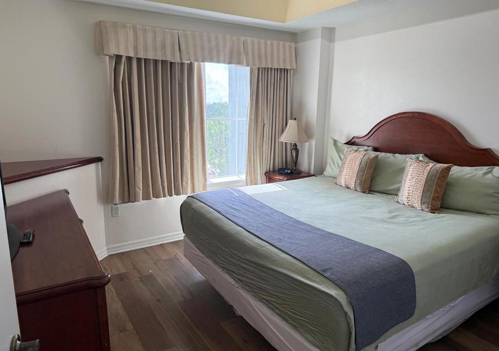 Florida Center Apartment | The Point Hotel & Suites - 604 Luxury - Close to Universal - Attraction Views near Orange County Convention Center