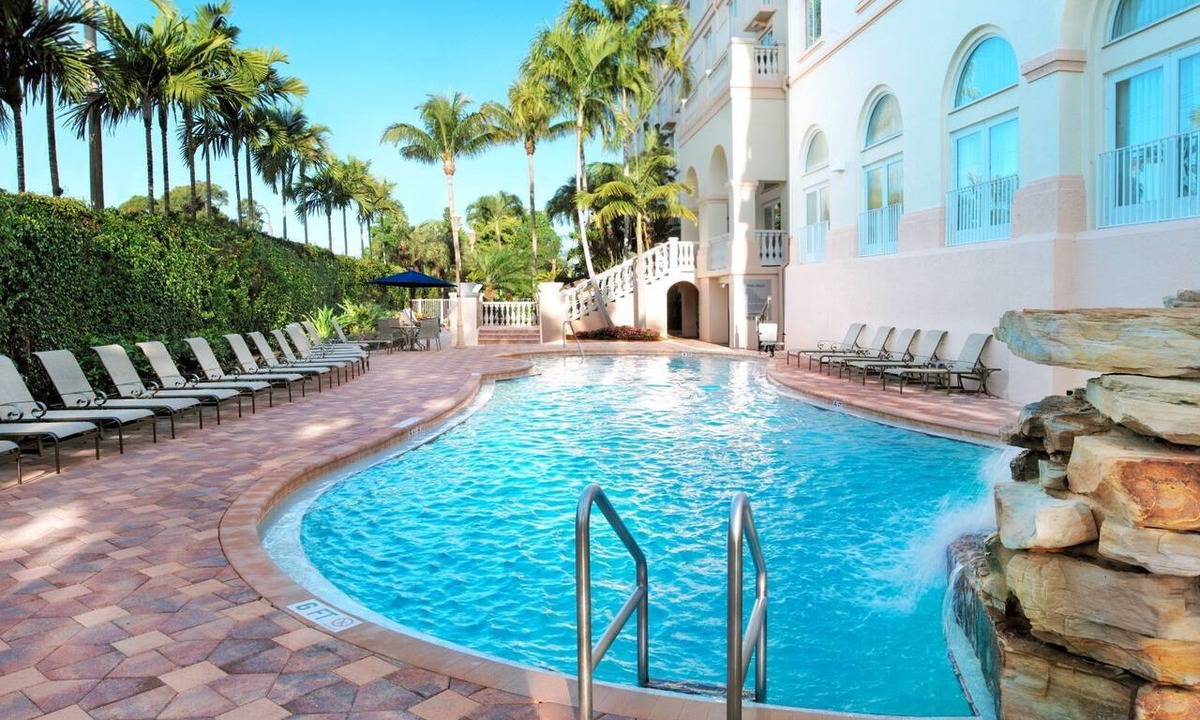 Park Shore Hotel | The Stay That Makes Every Trip Better! Outdoor Swimming Pool, Free Parking!