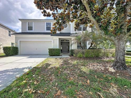 Windsor Hills Villa | This amazing 6 Bedroom property with a lake view villa