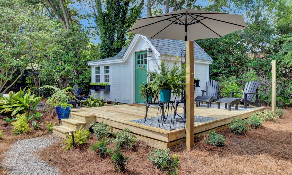 Summerville Historic District Cottage | Tiny Garden Dollhouse