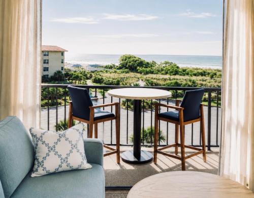 Folly Field Apartment | Top Floor Oceanview King Villa - Oceanfront Resort