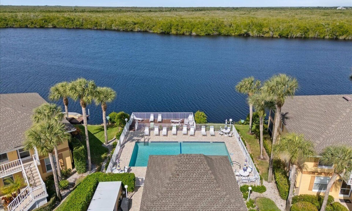 Hammock Bay Condo | Tranquil Marco Shores Snowbird Retreat/1st Floor 2BR/2BA Water & Preserve Views