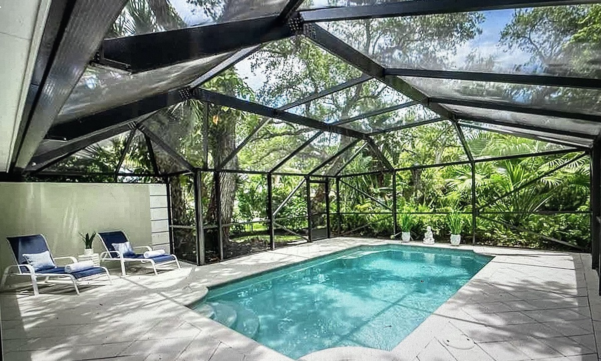 Central Beach House | Tranquil orchid island pool home
