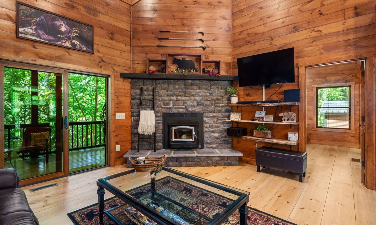Sapphire House | Traveling Bear Cottage , Traveling Bear Cottage
