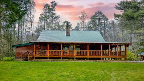 Brevard House | Twin Creeks Lodge by AvantStay