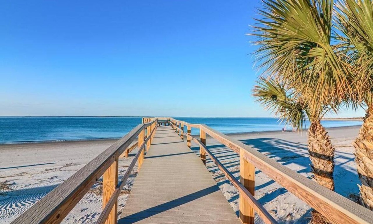 Tybee Island Condo | Tybee Sun-Setter! Ahh-mazing views Tybee Island