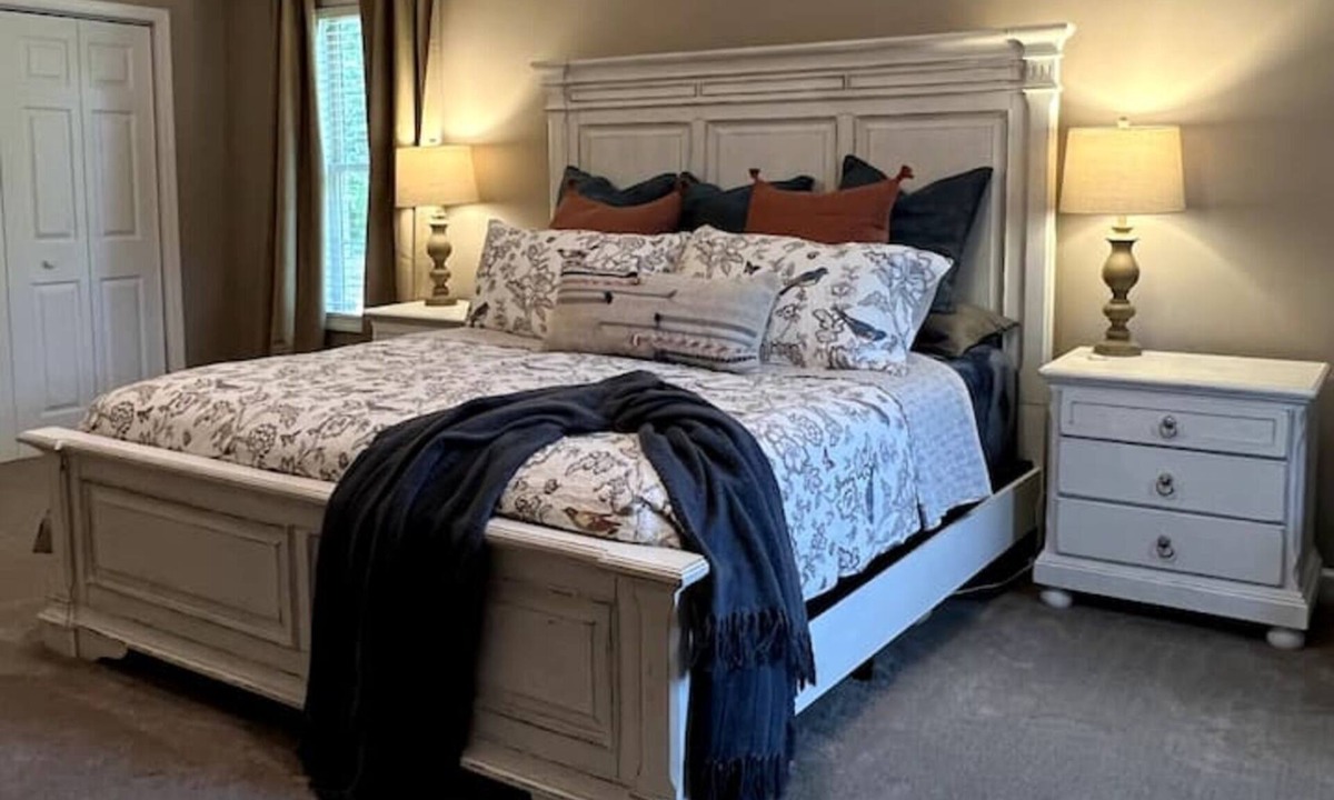 Sumter County House | Ultimate Hideaway in the pines next to Lake Marion