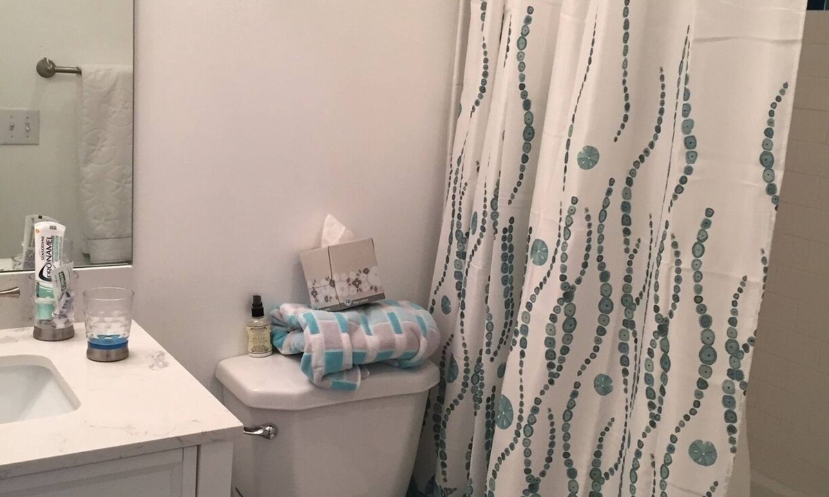 Indian River Shores Condo | Vacation Home Steps away from a private beach and pool 55+