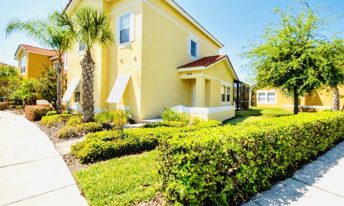 Kissimmee House | Vacation Rental: Townhouse at Terra Verde Resort near Disney - Private Pool