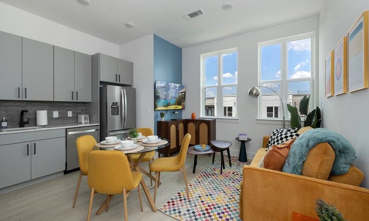 NoDa Apartment | Vibrant 1BR Suite, King Bed, NoDa Area, Free Parking