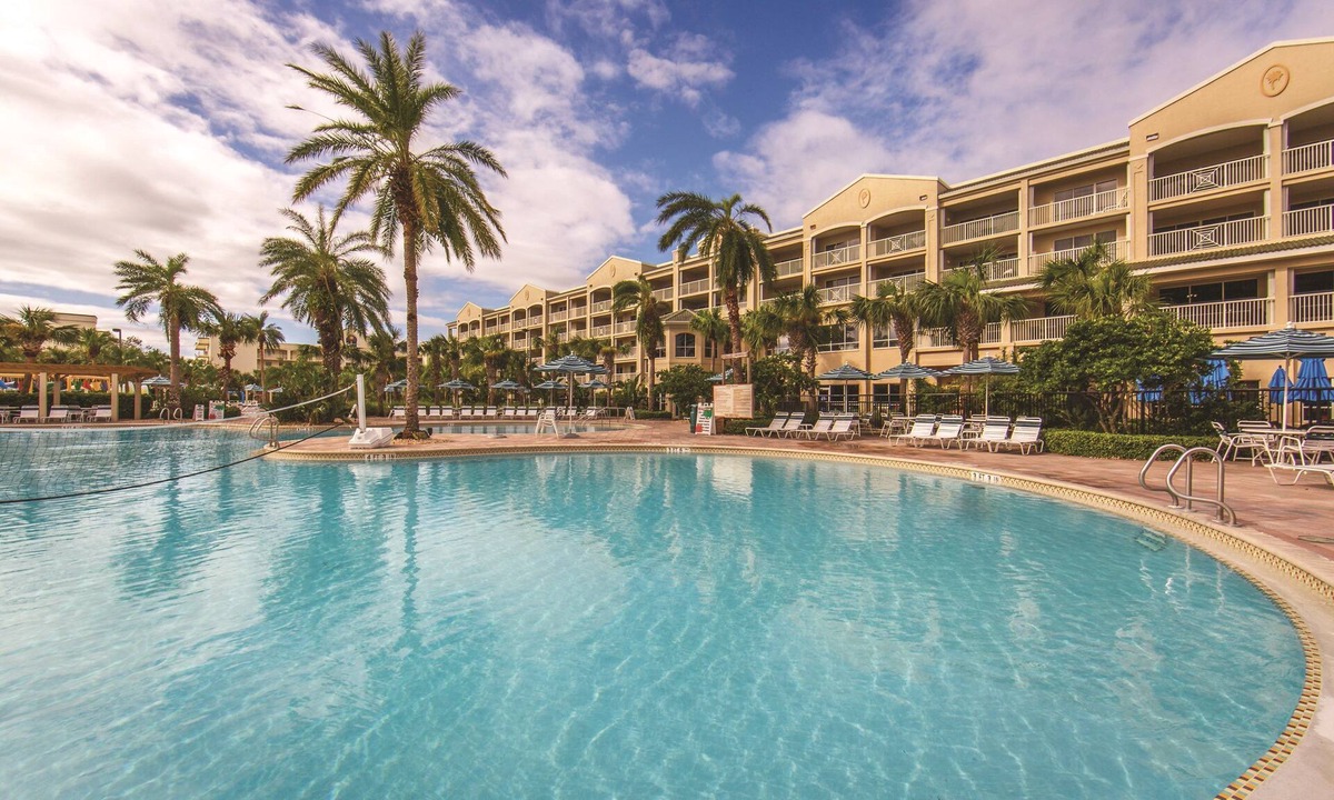 Harbor Heights Villa | Villa w/On-Site Pool, Water Park + Water Slide!