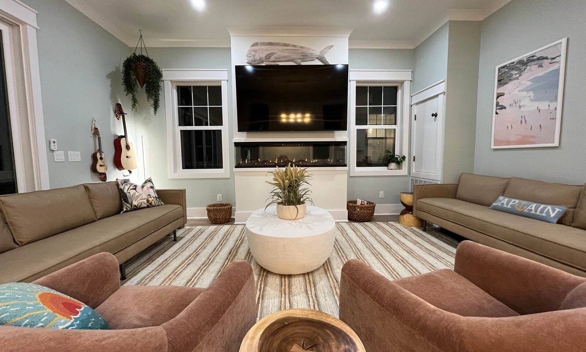 Folly Field House | Walk to Beach, 8BR, Heated Pool, Sauna, Elevator
