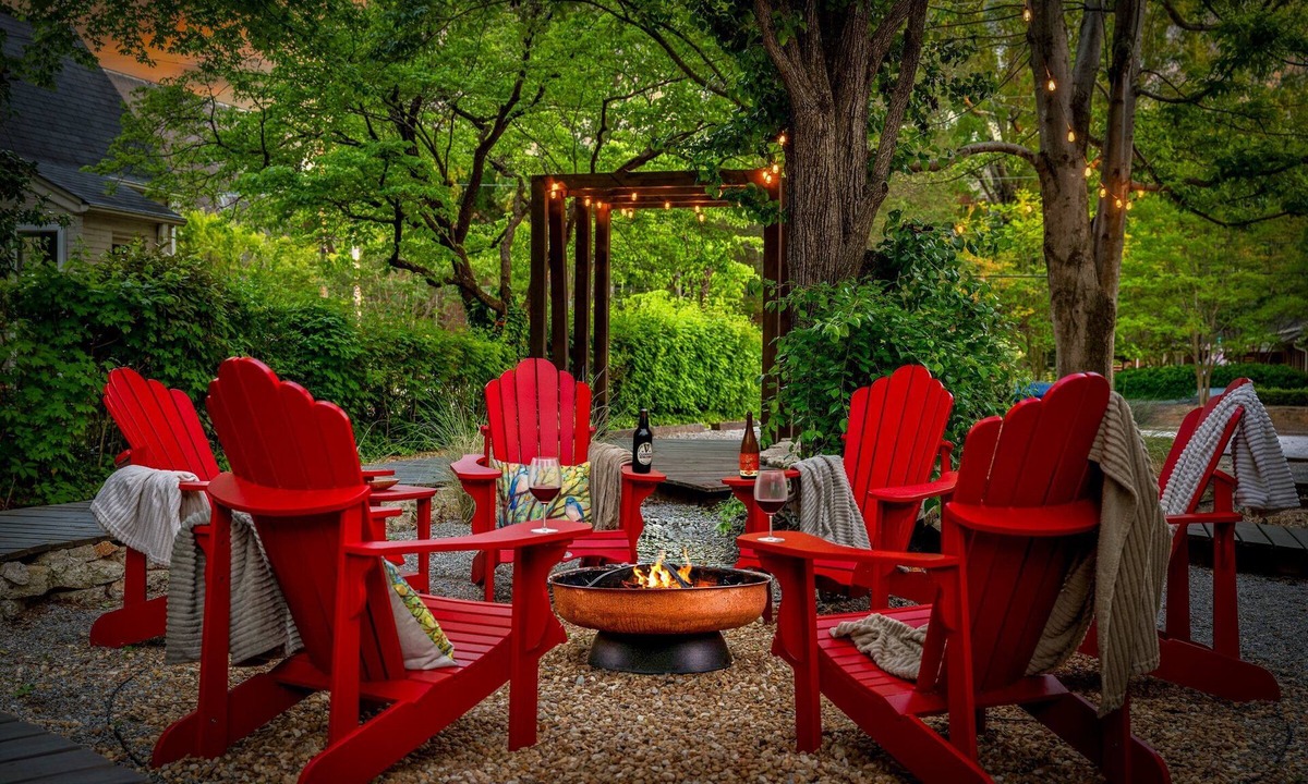 University Park House | Walk to NC State & Village District + Firepit, Grill, Cornhole + 2 Kitchens