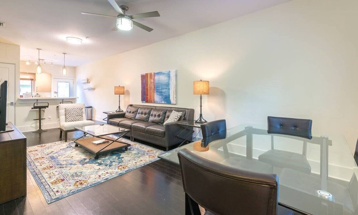 Winter Park Apartment | Walk To Park Ave, Heated Pool, Hot Tub, Grill Station, Modern and Comfortable!