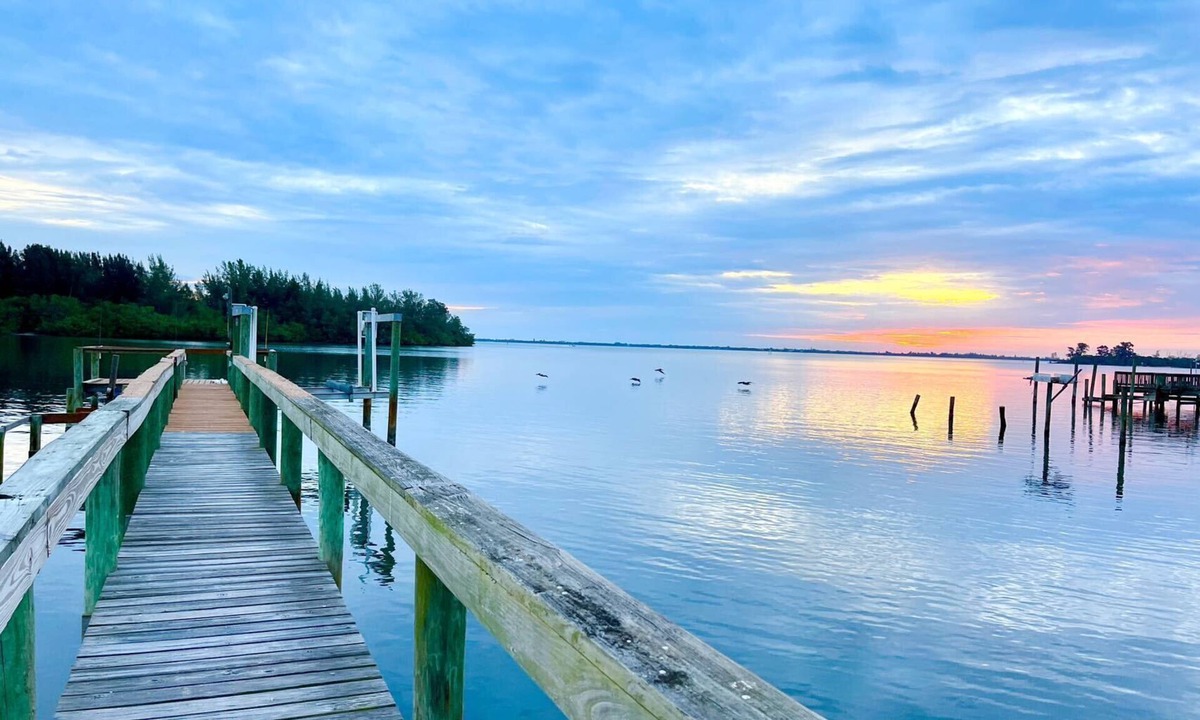 Grant-Valkaria House | watch dolphins/manatees/birds