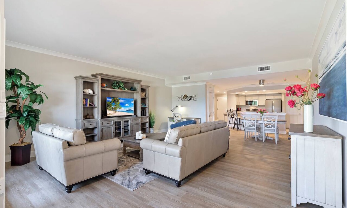 Shelter Cove Condo | Water & Marina Views, Pet Friendly-Near Beach