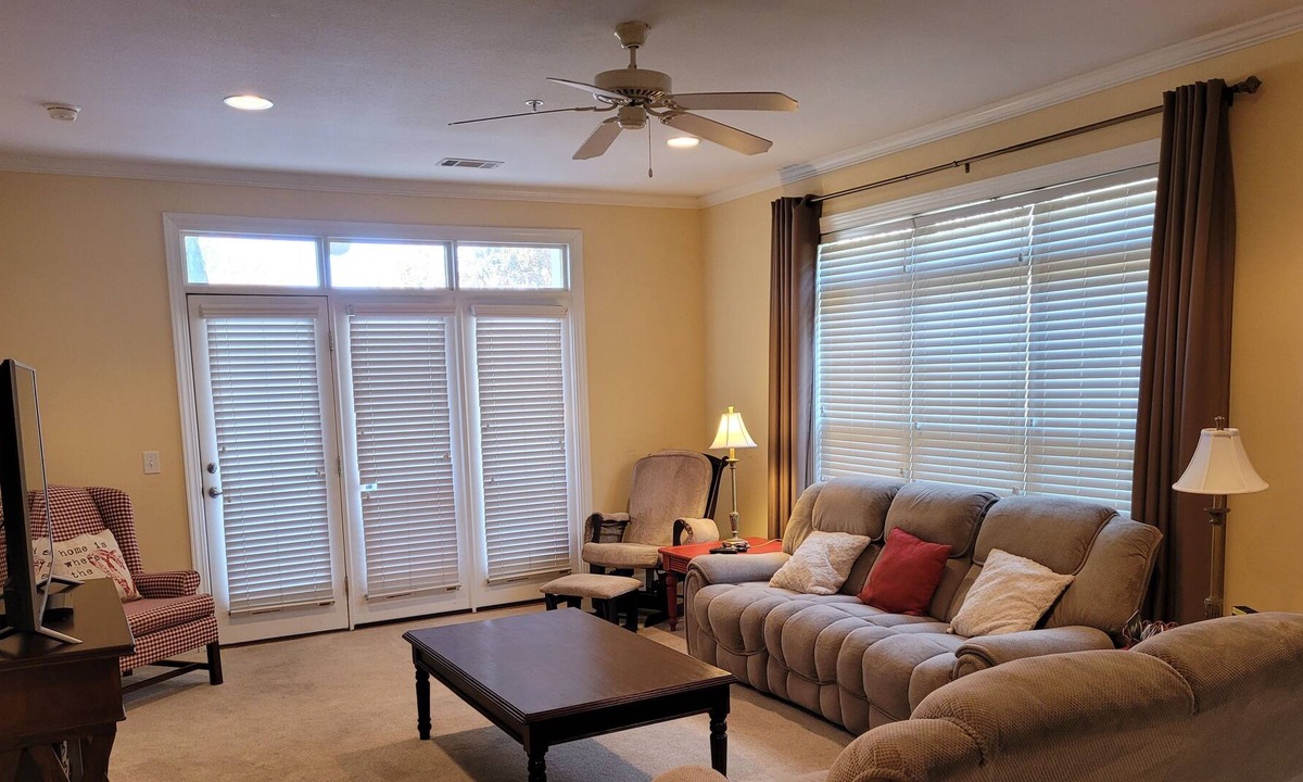 Santee Condo | Waterfront 3 Bedroom / 3 Bath Condo w/ Boat Slip Available
