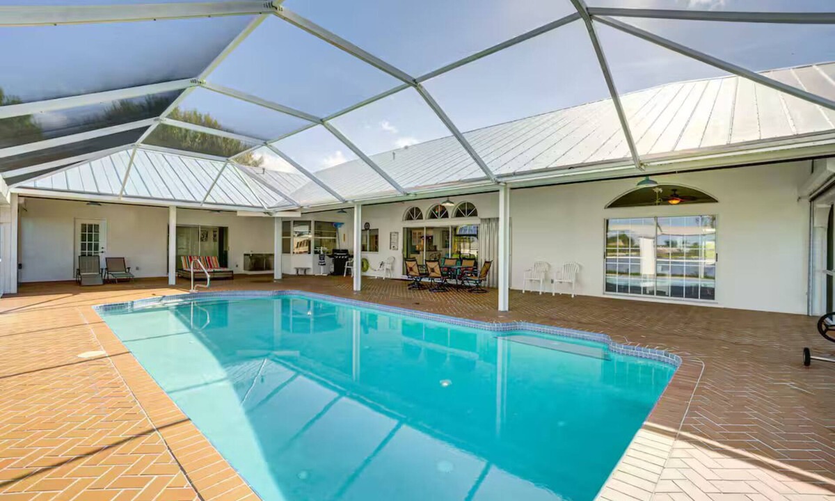 Fort Ogden House | Waterfront Living at its Best! Florida Getaway