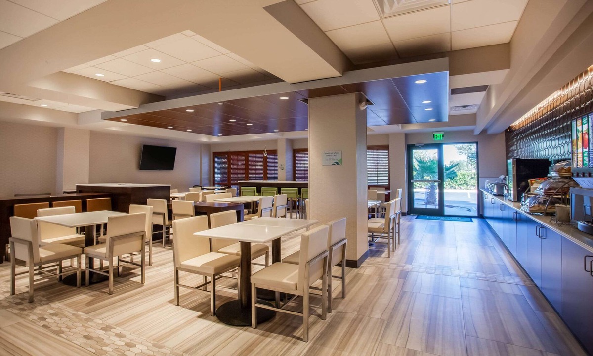 Airport North Hotel | Wingate by Wyndham - Orlando International Airport