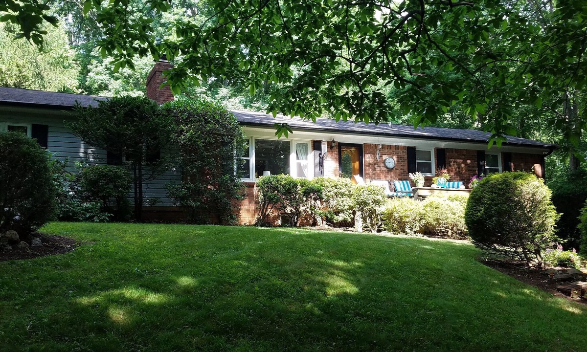 Avery Creek House | Wooded Oasis Minutes from Biltmore Park, I26 and the French Broad