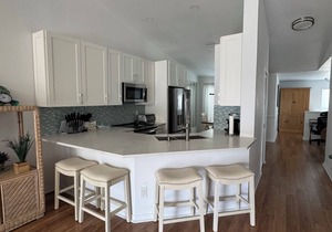 2 bedroom plus den and 2 bath in Naples