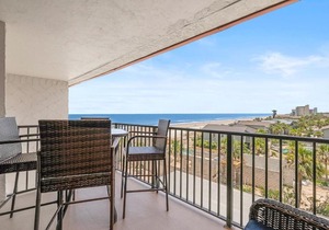505 - Top Floor Ocean View 2/2