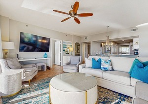 Beach dwelling with great view, pool & pickleball - snowbird-friendly in Seacrest