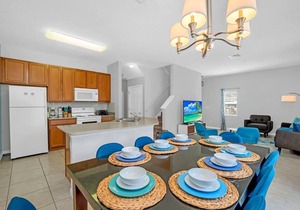 Bella Vida Townhome: Private Pool & Mickey Room