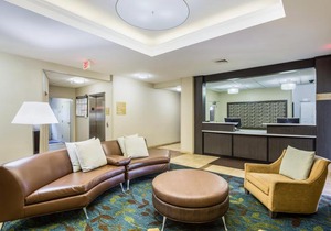 Candlewood Suites Virginia Beach-Norfolk