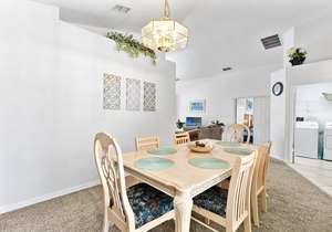 CUTE CHEYENNE POINT TRAIL HOME! CLOSE TOEVERYTHING!