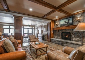 Lone Eagle 3001 by SummitCove Vacation Lodging in Keystone