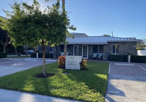 MODERN & LUXURY VACATION RENTAL 4 mins walk to the beach - AP4